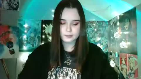 Snapshot of leraaa72 chatting on 01.31.25 little secret online show from 01.31.25