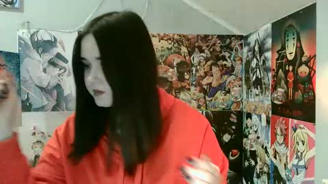 Snapshot of leraaa72 chatting on 02.10.25 little secret online show from 02.10.25
