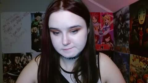 Snapshot of leraaa72 chatting on 09.18.25 little secret online show from 09.18.25