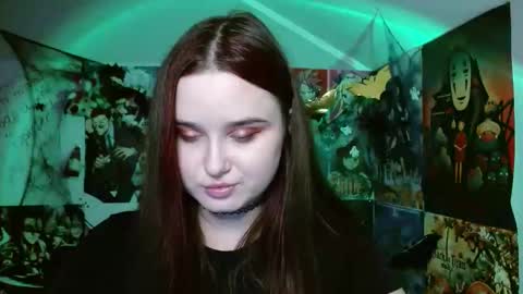Snapshot of leraaa72 chatting on 10.14.25 little secret online show from 10.14.25