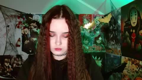Snapshot of leraaa72 chatting on 10.20.25 little secret online show from 10.20.25