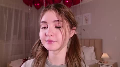 Nicole Moore online show from 02.14.25