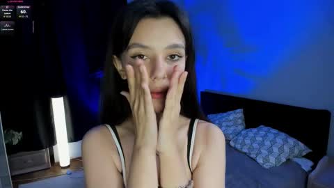 Bella online show from 11.23.25