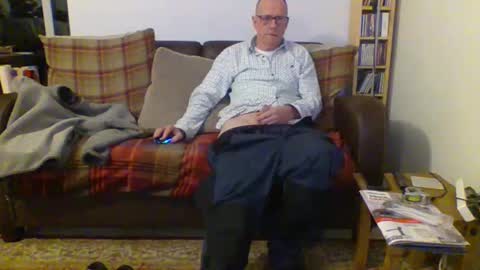 Snapshot of letmestrip chatting on 01.02.25 paul online show from 01.02.25