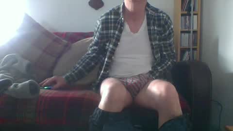 Snapshot of letmestrip chatting on 02.16.25 paul online show from 02.16.25