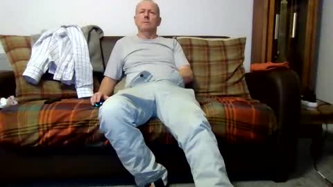 Snapshot of letmestrip chatting on 10.30.25 paul online show from 10.30.25