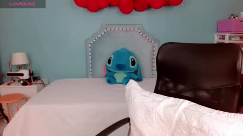 Lexas Room online show from 09.18.25