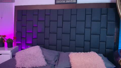 Snapshot of lexi_howard_ chatting on 10.18.25 Lexi Howard online show from 10.18.25