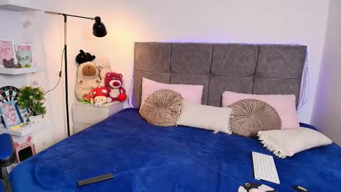 Lixie And Nte online show from 09.30.25