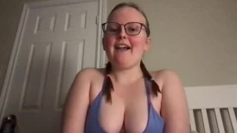 Snapshot of lexielilacs chatting on 01.13.25 lexie online show from 01.13.25