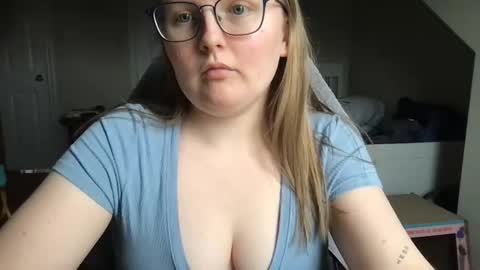 Snapshot of lexielilacs chatting on 01.30.25 lexie online show from 01.30.25