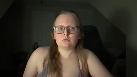 Snapshot of lexielilacs chatting on 02.09.25 lexie online show from 02.09.25