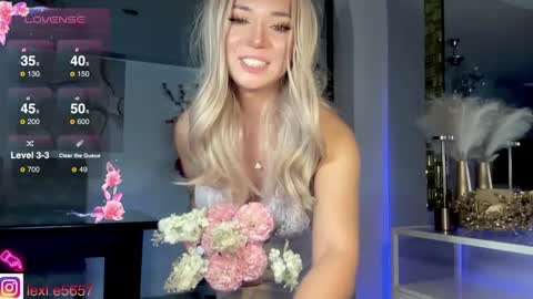 Snapshot of lexiesmith_ chatting on 02.28.25 lexiesmith_ online show from 02.28.25