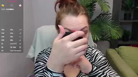 Lexi online show from 10.26.25