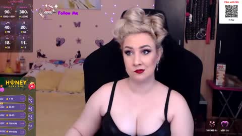 Snapshot of lexygold chatting on 01.11.25 Lexy online show from 01.11.25