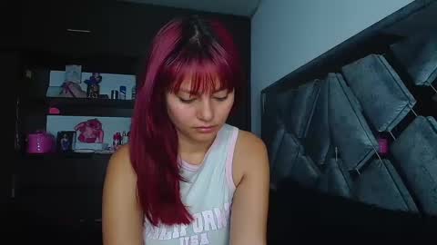 Snapshot of leydysexlover chatting on 09.15.25 Leydy online show from 09.15.25