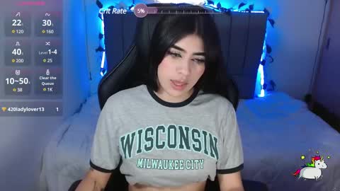 Snapshot of leyla_sans chatting on 01.05.25 Leyla online show from 01.05.25