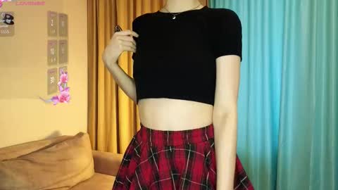 Snapshot of leylalyela chatting on 11.28.25 Jeny online show from 11.28.25