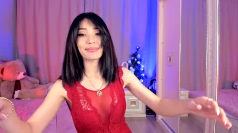 Snapshot of li_baby chatting on 01.14.25 Shaya MILKY BOOBS online show from 01.14.25