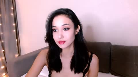 Snapshot of li_noen chatting on 01.26.25 Li  online show from 01.26.25