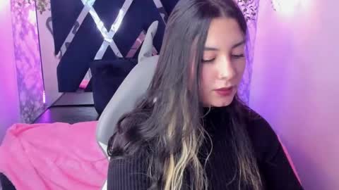 Snapshot of lia_14_ chatting on 02.01.25 Lia online show from 02.01.25