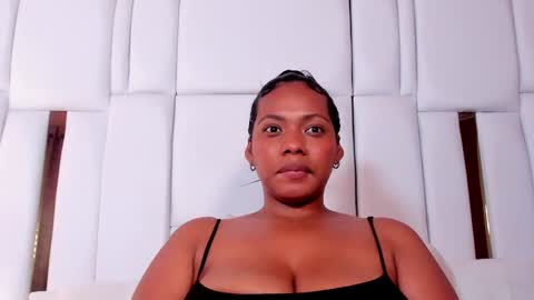Snapshot of lia_mariana chatting on 01.16.25 lia_mariana online show from 01.16.25