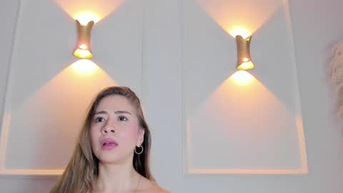 Snapshot of lia_walton__ chatting on 01.14.25 liz walton online show from 01.14.25