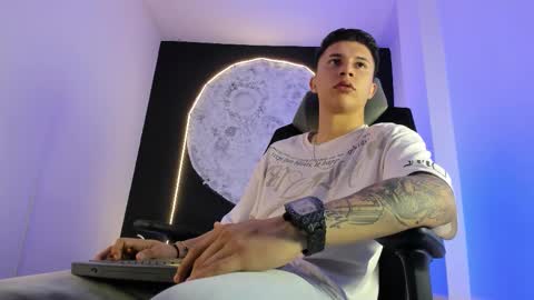 Snapshot of liaamsmiith_ chatting on 11.03.25 Liam Smith online show from 11.03.25