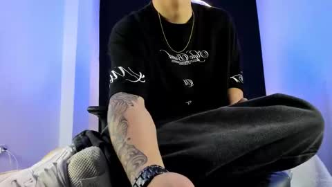 Snapshot of liaamsmiith_ chatting on 11.08.25 Liam Smith online show from 11.08.25