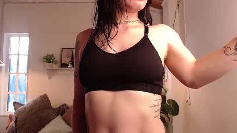 LIA online show from 11.22.25