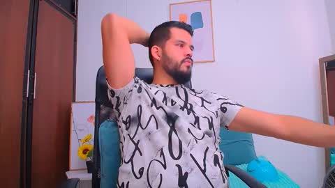 Snapshot of liam_borges chatting on 01.27.25 liam_borges online show from 01.27.25