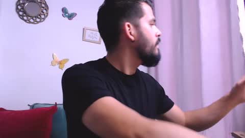 Snapshot of liam_borges chatting on 02.04.25 liam_borges online show from 02.04.25