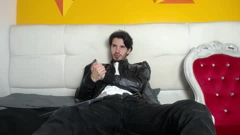 Snapshot of liamluxe chatting on 02.27.25 LiamLuxe online show from 02.27.25
