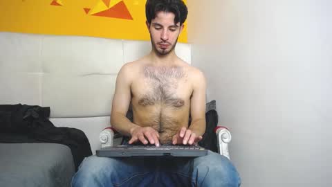 Snapshot of liamluxe chatting on 03.03.25 LiamLuxe online show from 03.03.25