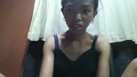 liaraisha online show from 10.19.25