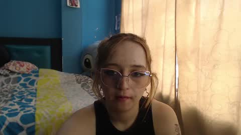 Snapshot of liaroberts1 chatting on 01.24.25 Lia Roberts online show from 01.24.25