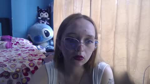 Snapshot of liaroberts1 chatting on 03.05.25 Lia Roberts online show from 03.05.25
