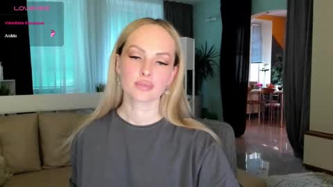 Snapshot of libby_nora chatting on 12.02.24 Libby online show from 12.02.24