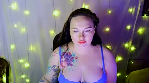 Snapshot of libertaamore chatting on 10.19.25 Liberta online show from 10.19.25