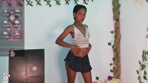 Snapshot of liciiacute chatting on 03.10.25 lucia online show from 03.10.25