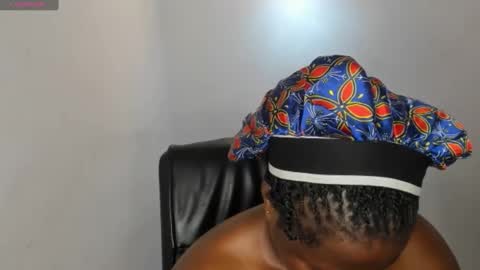 Snapshot of lick_pussyjuice chatting on 03.11.25 kimani online show from 03.11.25