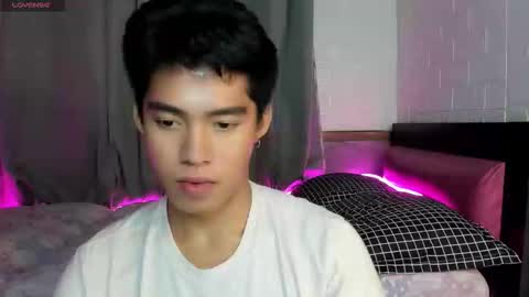 Snapshot of lightjt4 chatting on 09.11.25 Jt online show from 09.11.25