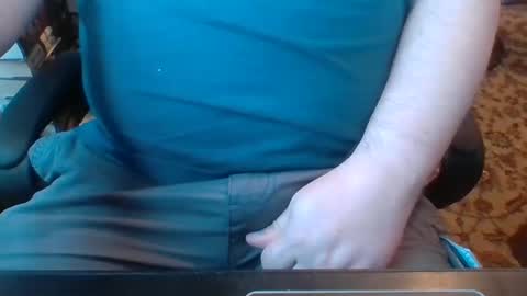 Snapshot of likestobewatchedm chatting on 09.13.25 N online show from 09.13.25