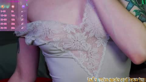 Lil Bella G online show from 01.08.25