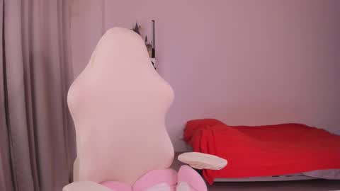 Snapshot of lil_happiness chatting on 10.15.25 for free registration 3 online show from 10.15.25