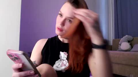 Snapshot of lil_reya chatting on 02.09.25 INST Lil happines s online show from 02.09.25