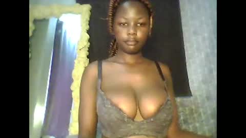 Snapshot of lil_shwaty chatting on 12.11.24 brinna online show from 12.11.24
