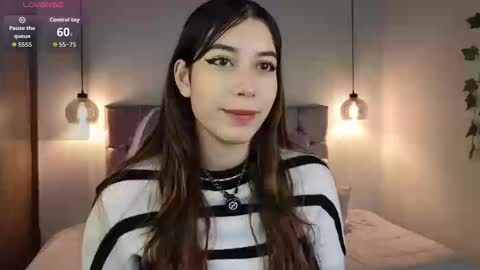 Snapshot of lila_min chatting on 09.24.25 lila_min online show from 09.24.25