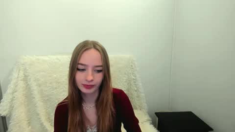 Snapshot of liladesire chatting on 12.06.24 LiliaDesire online show from 12.06.24