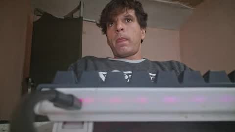 Snapshot of lildink679199 chatting on 10.16.25 lildink679199 online show from 10.16.25